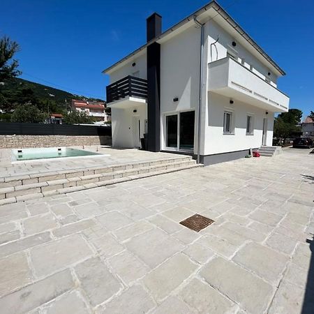 Villa Kety Baška Exterior foto